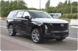 Cadillac Escalade Sport Platinum бензин 2026 id-1007014
