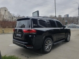 Купить Toyota Land Cruiser 300 Premium 70th GUARD B6+ бензин 2026 id-1006284 Киев Випкар