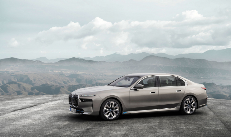 Обзор BMW 7 Series 2023: меняет правила игры для роскошных автомобилей