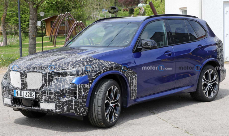 BMW X5 2023-2024: каким будет люксовый SUV после рестайлинга?