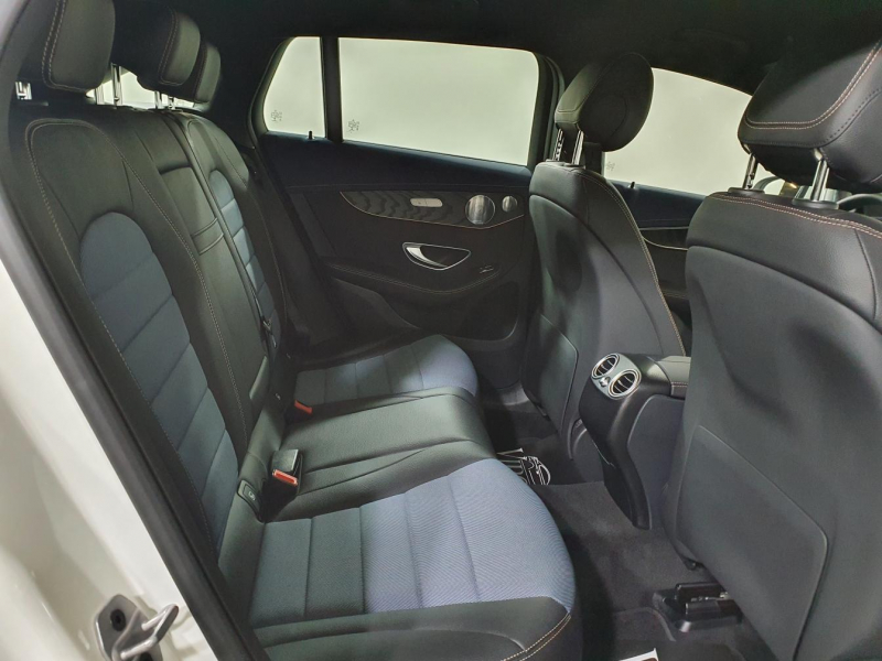 Mercedes-Benz EQC 400 4matic электро 2024 id-1005599 Купить Mercedes-Benz EQC 400 4matic электро 2024 id-1005599 в Киеве, Фото №25