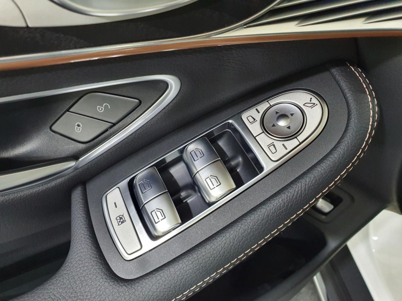Mercedes-Benz EQC 400 4matic электро 2024 id-1005599 Купить Mercedes-Benz EQC 400 4matic электро 2024 id-1005599 в Киеве, Фото №49