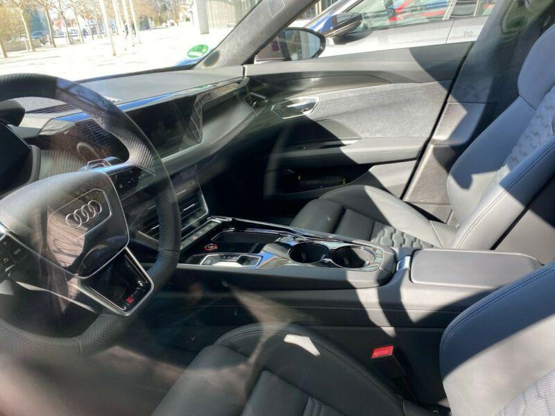 Audi RS E-tron GT quattro Edition Limited 1of100 электро 2024 id-1005539 Купить Audi RS E-tron GT quattro Edition Limited 1of100 электро 2024 id-1005539 в Киеве, Фото №6