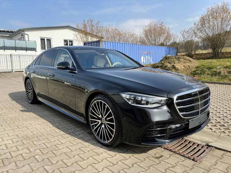Купить Mercedes-Benz S 500 Long 4Matic бензин 2024 id-1005528 в Киеве, Фото №1