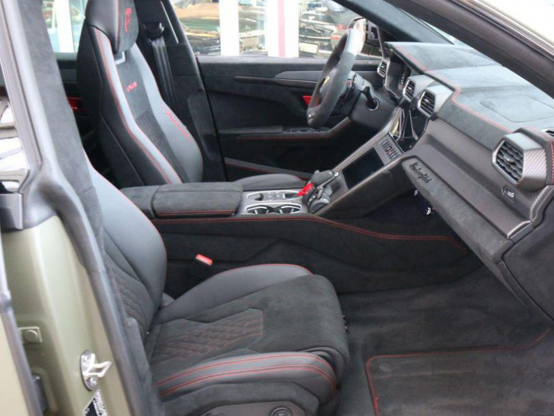 Lamborghini Urus Performante бензин 2024 id-1005521 Купить Lamborghini Urus Performante бензин 2024 id-1005521 в Киеве, Фото №9