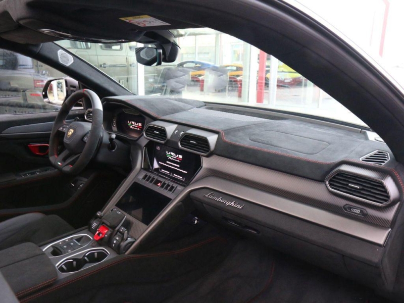 Lamborghini Urus Performante бензин 2025 id-1005521 Купить Lamborghini Urus Performante бензин 2025 id-1005521 в Киеве, Фото №4