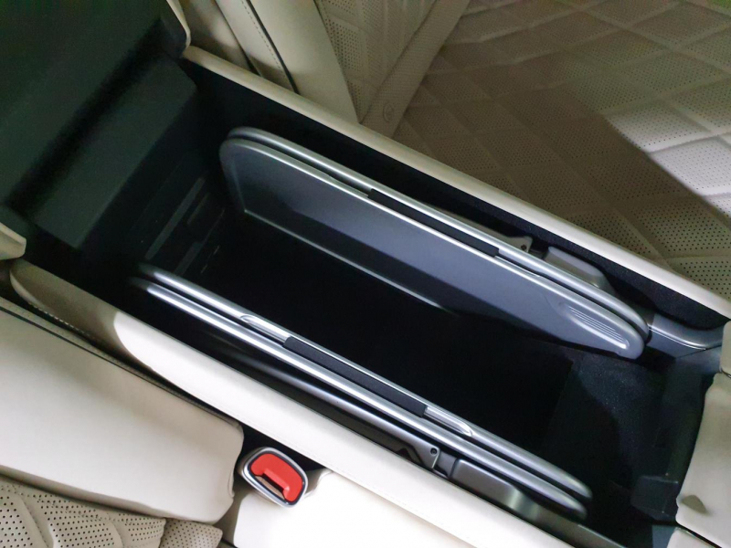 Mercedes-Benz S 500 Long 4Matic бензин 2024 id-1005484 Купить Mercedes-Benz S 500 Long 4Matic бензин 2024 id-1005484 в Киеве, Фото №31