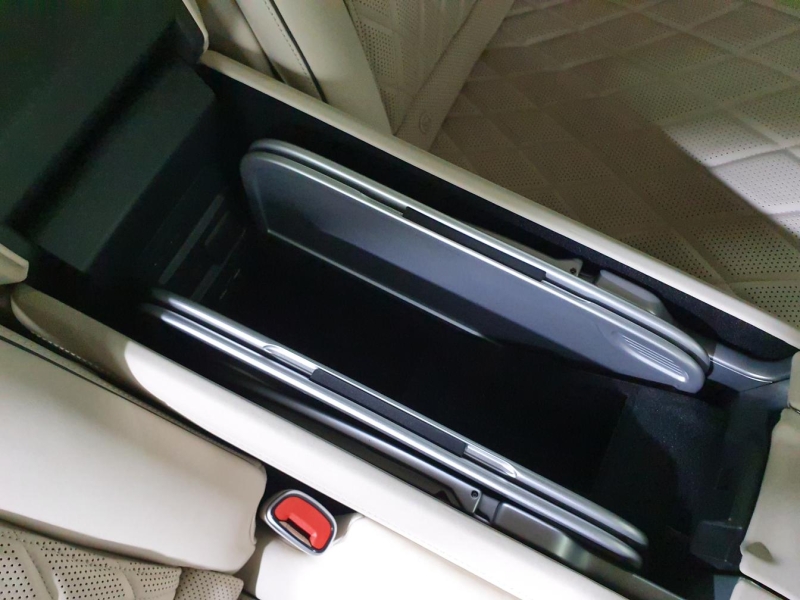 Mercedes-Benz S 500 Long 4Matic бензин 2025 id-1005484 Купить Mercedes-Benz S 500 Long 4Matic бензин 2025 id-1005484 в Киеве, Фото №31