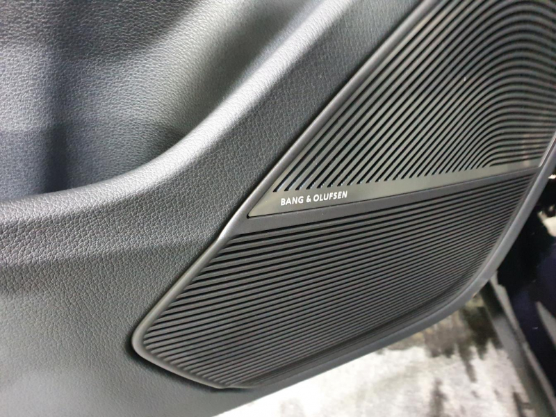 Audi RS Q8 бензин 2024 id-1005483 Купить Audi RS Q8 бензин 2024 id-1005483 в Киеве, Фото №28