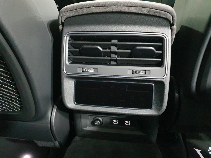 Audi RS Q8 бензин 2024 id-1005483 Купить Audi RS Q8 бензин 2024 id-1005483 в Киеве, Фото №34