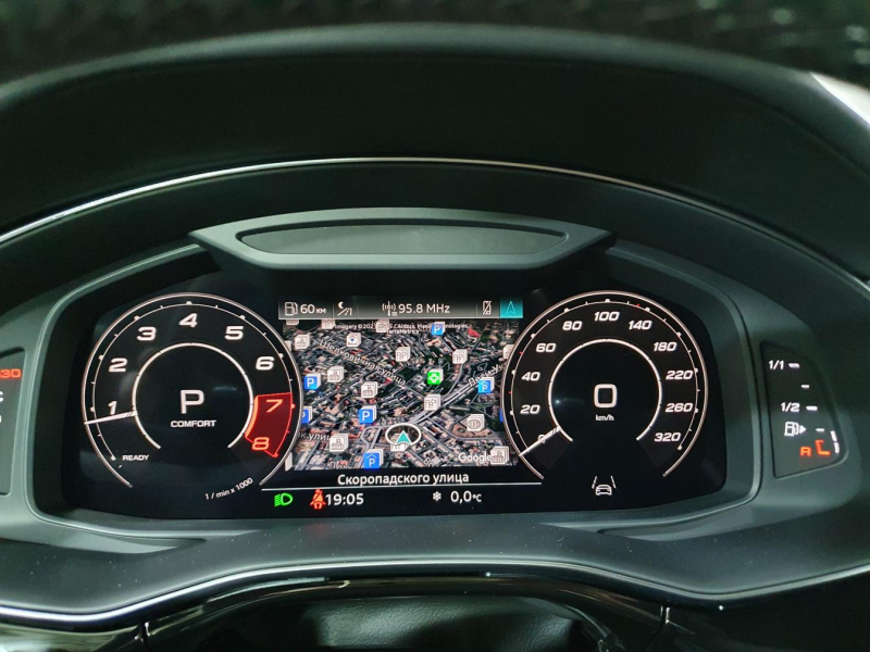 Audi RS Q8 бензин 2024 id-1005483 Купить Audi RS Q8 бензин 2024 id-1005483 в Киеве, Фото №94