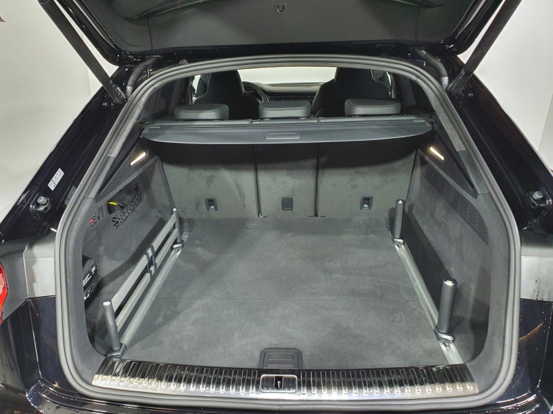 Audi RS Q8 бензин 2025 id-1005483 Купить Audi RS Q8 бензин 2025 id-1005483 в Киеве, Фото №8