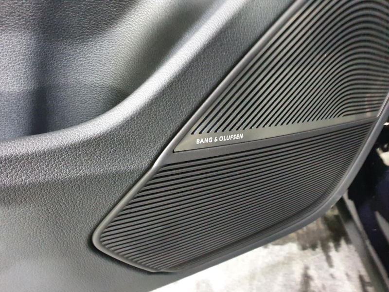 Audi RS Q8 бензин 2025 id-1005483 Купить Audi RS Q8 бензин 2025 id-1005483 в Киеве, Фото №12