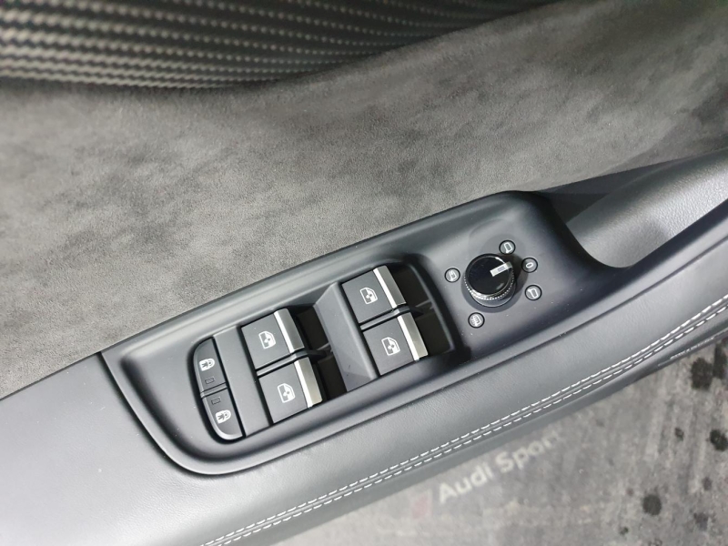 Audi RS Q8 бензин 2025 id-1005483 Купить Audi RS Q8 бензин 2025 id-1005483 в Киеве, Фото №25