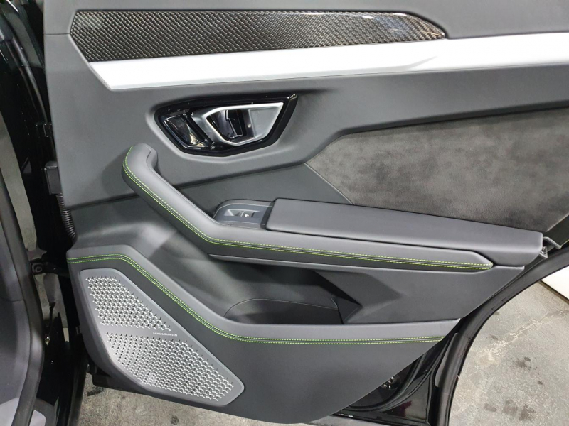 Lamborghini Urus бензин 2022 id-1005412 Купить Lamborghini Urus бензин 2022 id-1005412 в Киеве, Фото №21