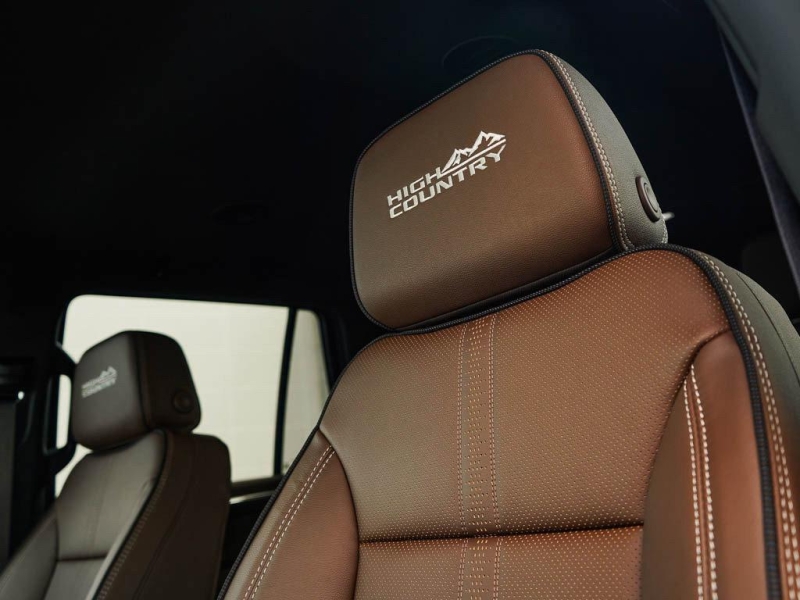 Chevrolet Tahoe High Country 4WD бензин 2025 id-1005403 Купить Chevrolet Tahoe High Country 4WD бензин 2025 id-1005403 в Киеве, Фото №10