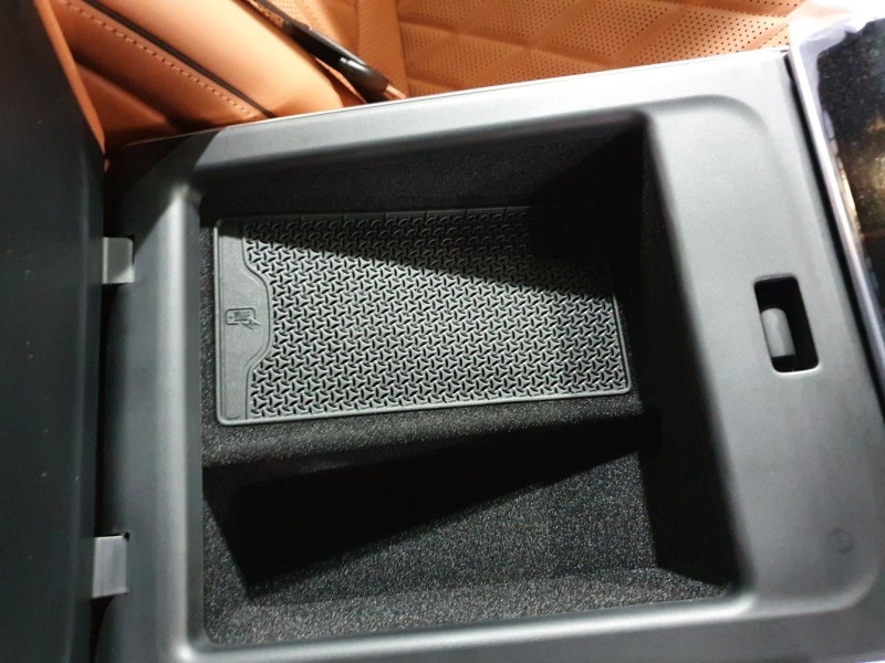 Mercedes-Benz S 400D 4Matic Long дизель 2025 id-1005378 Купить Mercedes-Benz S 400D 4Matic Long дизель 2025 id-1005378 в Киеве, Фото №23