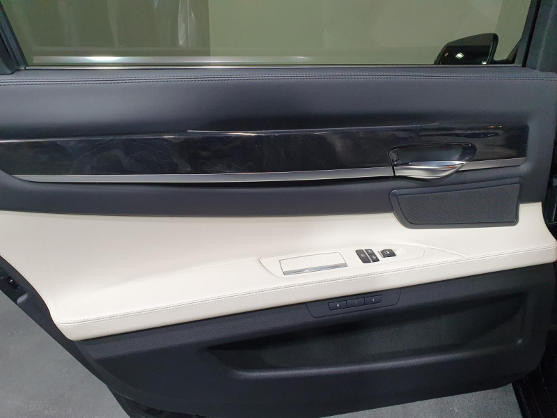 BMW 7-Series 750 Li бензин 2013 id-1005330 Купить BMW 7-Series 750 Li бензин 2013 id-1005330 в Киеве, Фото №21