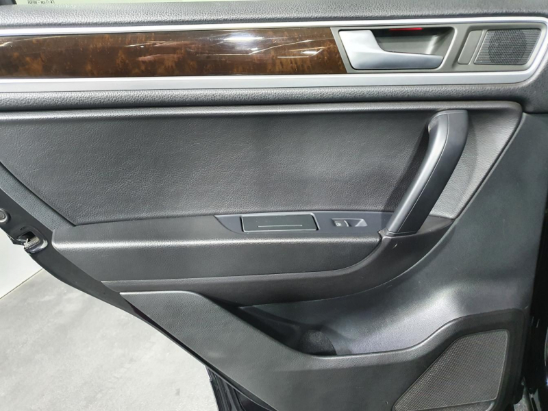 Volkswagen Touareg 3.0 TDI дизель 2014 id-1005328 Купить Volkswagen Touareg 3.0 TDI дизель 2014 id-1005328 в Киеве, Фото №24