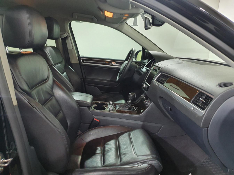Volkswagen Touareg 3.0 TDI дизель 2014 id-1005328 Купить Volkswagen Touareg 3.0 TDI дизель 2014 id-1005328 в Киеве, Фото №34