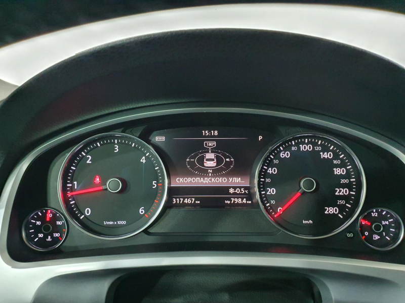 Volkswagen Touareg 3.0 TDI дизель 2014 id-1005328 Купить Volkswagen Touareg 3.0 TDI дизель 2014 id-1005328 в Киеве, Фото №63