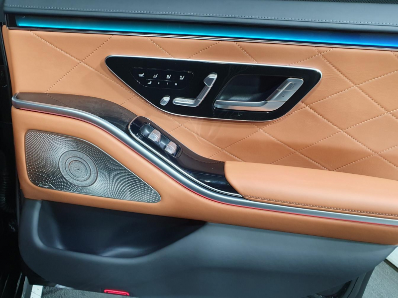 Mercedes-Benz S 400D 4Matic Long дизель 2024 id-1005263 Купить Mercedes-Benz S 400D 4Matic Long дизель 2024 id-1005263 в Киеве, Фото №17