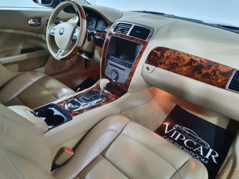 Jaguar XK 8 бензин 2008 id-1005248 Купить Jaguar XK 8 бензин 2008 id-1005248 в Киеве, Фото №19