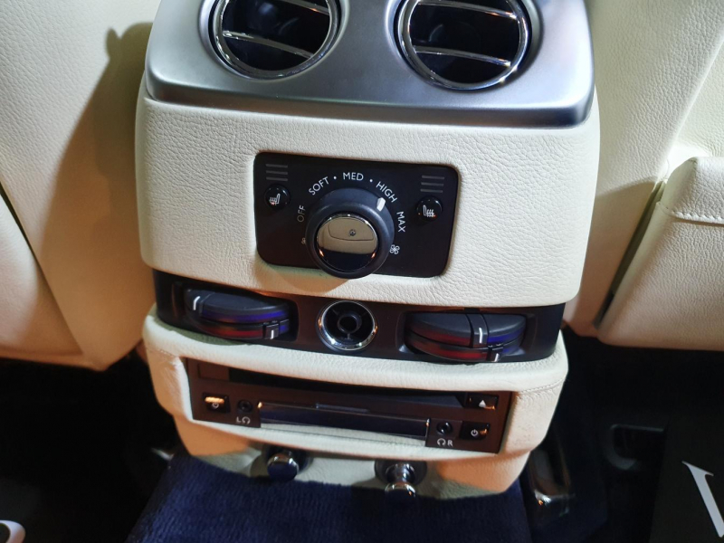 Rolls-Royce Ghost бензин 2012 id-1005242 Купить Rolls-Royce Ghost бензин 2012 id-1005242 в Киеве, Фото №32