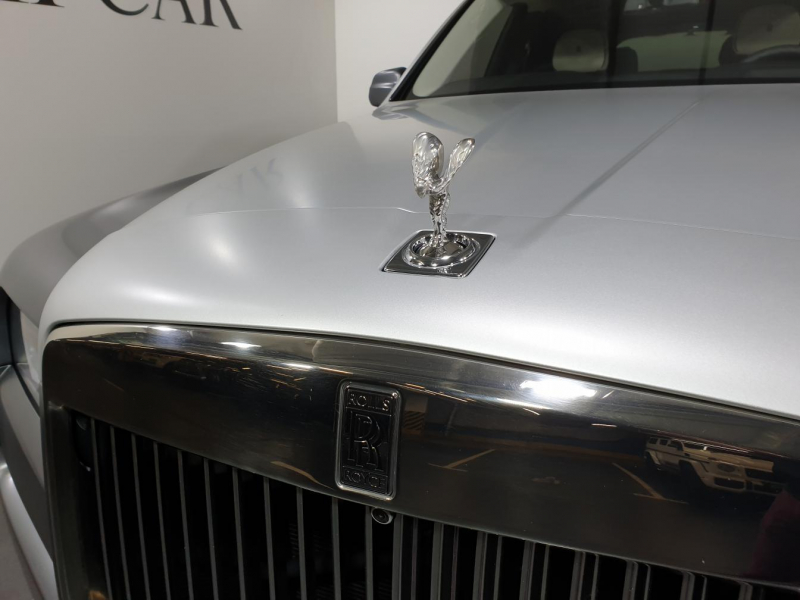 Rolls-Royce Cullinan бензин 2019 id-1005128 Купить Rolls-Royce Cullinan бензин 2019 id-1005128 в Киеве, Фото №8