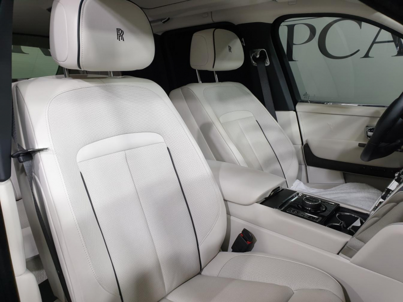 Rolls-Royce Cullinan бензин 2019 id-1005128 Купить Rolls-Royce Cullinan бензин 2019 id-1005128 в Киеве, Фото №11