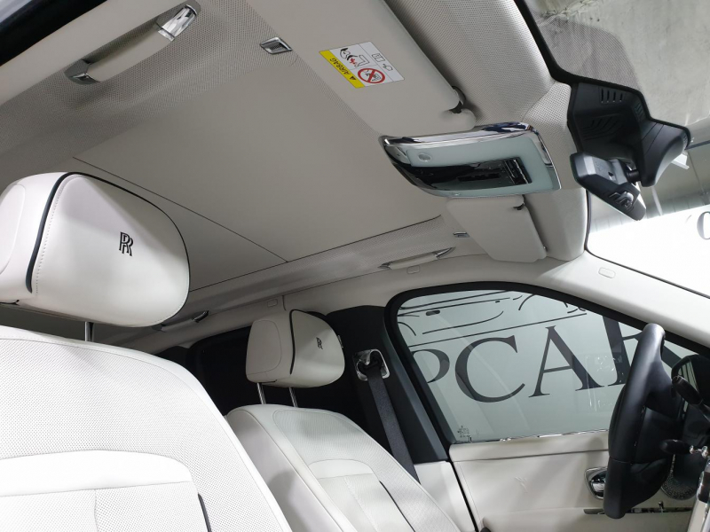 Rolls-Royce Cullinan бензин 2019 id-1005128 Купить Rolls-Royce Cullinan бензин 2019 id-1005128 в Киеве, Фото №12