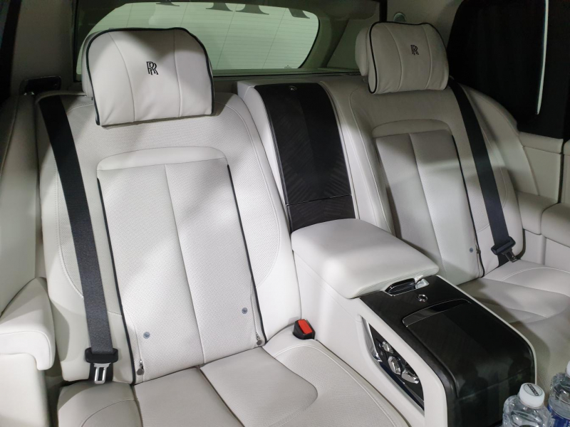 Rolls-Royce Cullinan бензин 2019 id-1005128 Купить Rolls-Royce Cullinan бензин 2019 id-1005128 в Киеве, Фото №13