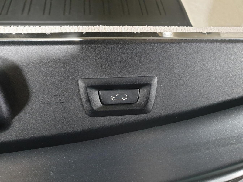 Rolls-Royce Cullinan бензин 2019 id-1005128 Купить Rolls-Royce Cullinan бензин 2019 id-1005128 в Киеве, Фото №22