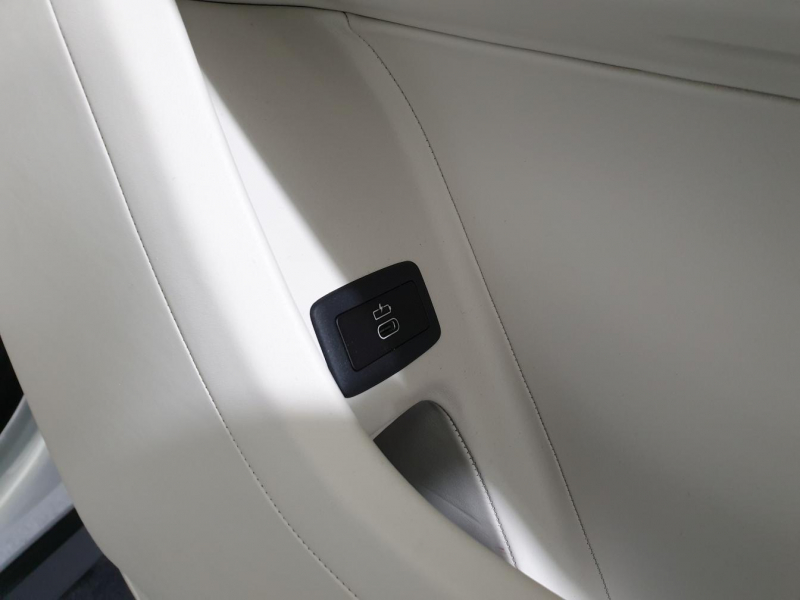 Rolls-Royce Cullinan бензин 2019 id-1005128 Купить Rolls-Royce Cullinan бензин 2019 id-1005128 в Киеве, Фото №26