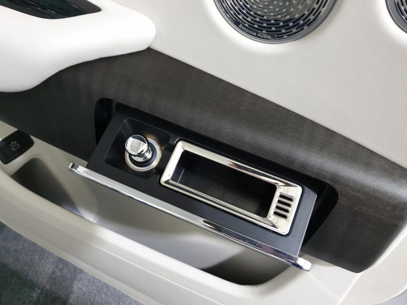 Rolls-Royce Cullinan бензин 2019 id-1005128 Купить Rolls-Royce Cullinan бензин 2019 id-1005128 в Киеве, Фото №31