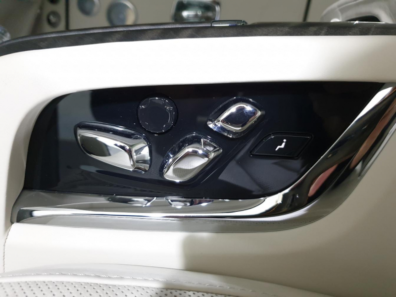 Rolls-Royce Cullinan бензин 2019 id-1005128 Купить Rolls-Royce Cullinan бензин 2019 id-1005128 в Киеве, Фото №39