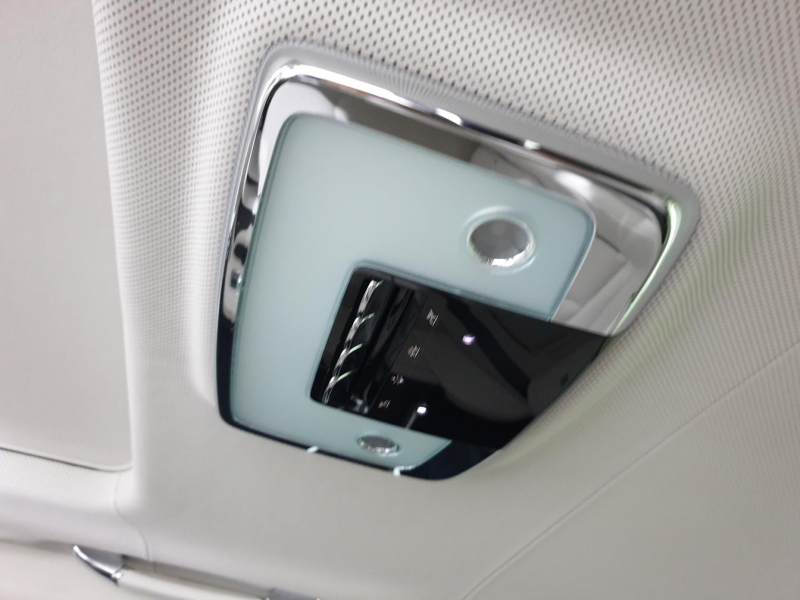 Rolls-Royce Cullinan бензин 2019 id-1005128 Купить Rolls-Royce Cullinan бензин 2019 id-1005128 в Киеве, Фото №45