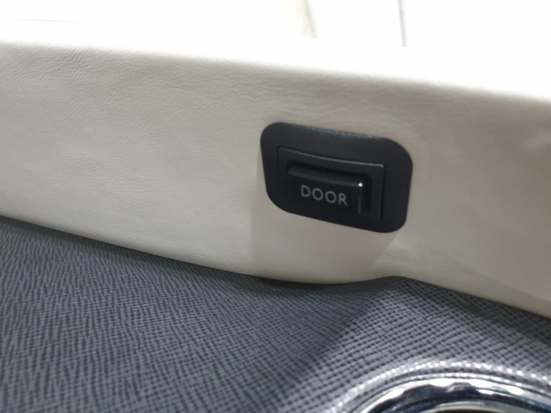 Rolls-Royce Cullinan бензин 2019 id-1005128 Купить Rolls-Royce Cullinan бензин 2019 id-1005128 в Киеве, Фото №61