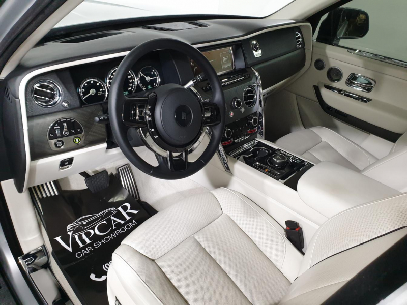 Rolls-Royce Cullinan бензин 2019 id-1005128 Купить Rolls-Royce Cullinan бензин 2019 id-1005128 в Киеве, Фото №72