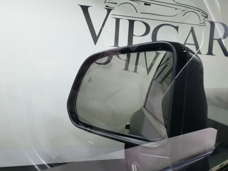 Rolls-Royce Cullinan бензин 2019 id-1005128 Купить Rolls-Royce Cullinan бензин 2019 id-1005128 в Киеве, Фото №82