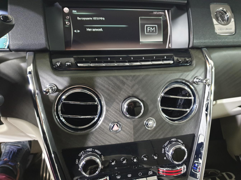 Rolls-Royce Cullinan бензин 2019 id-1005128 Купить Rolls-Royce Cullinan бензин 2019 id-1005128 в Киеве, Фото №90