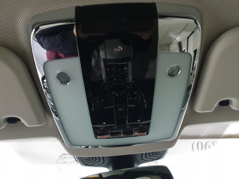 Rolls-Royce Cullinan бензин 2019 id-1005128 Купить Rolls-Royce Cullinan бензин 2019 id-1005128 в Киеве, Фото №92