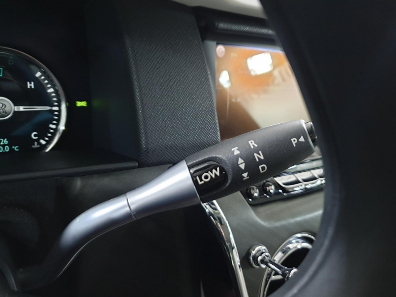 Rolls-Royce Cullinan бензин 2019 id-1005128 Купить Rolls-Royce Cullinan бензин 2019 id-1005128 в Киеве, Фото №96