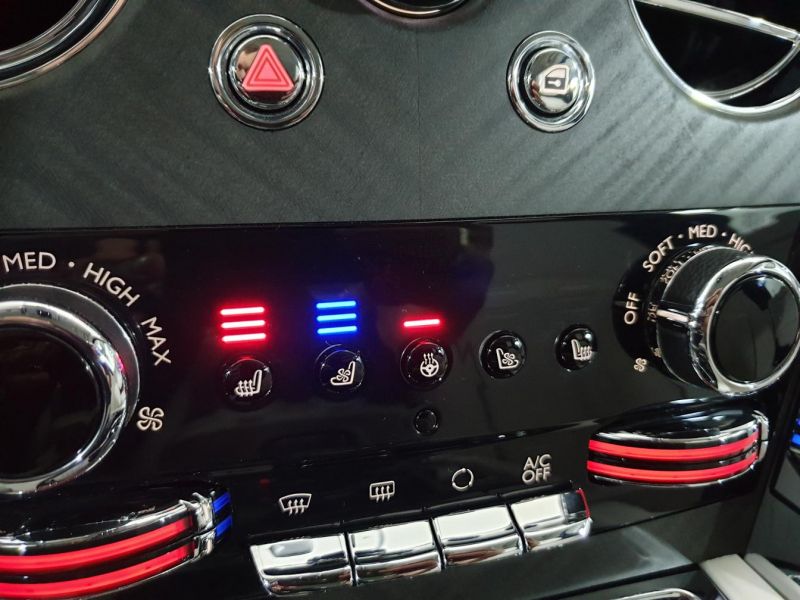 Rolls-Royce Cullinan бензин 2019 id-1005128 Купить Rolls-Royce Cullinan бензин 2019 id-1005128 в Киеве, Фото №115