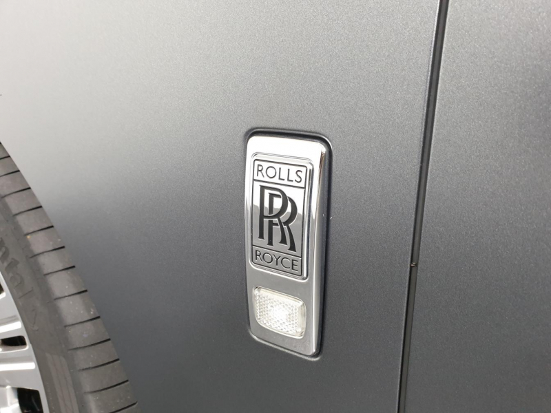 Rolls-Royce Cullinan бензин 2019 id-1005128 Купить Rolls-Royce Cullinan бензин 2019 id-1005128 в Киеве, Фото №125