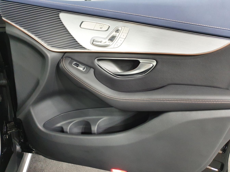 Mercedes-Benz EQC 400 4matic электро 2026 id-1004927 Купить Mercedes-Benz EQC 400 4matic электро 2026 id-1004927 в Киеве, Фото №36