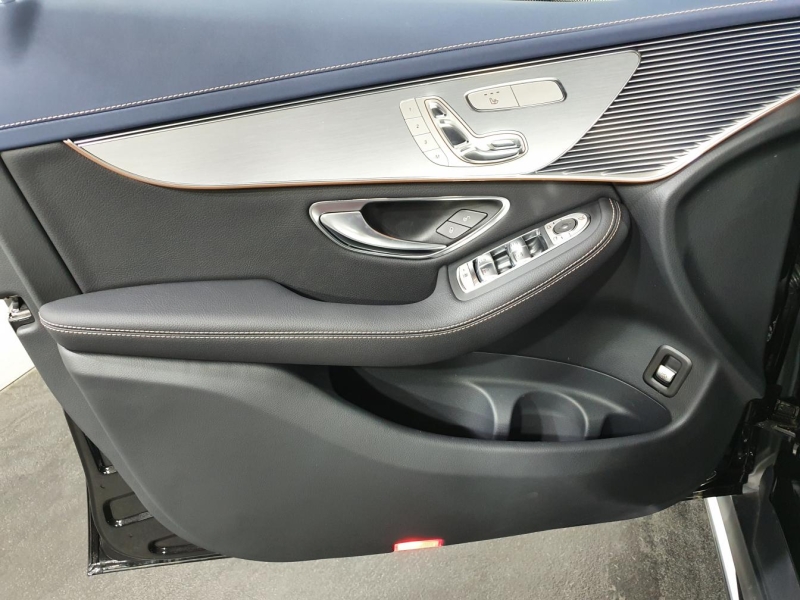 Купить Mercedes-Benz EQC 400 4matic электро 2026 id-1004927 в Киеве, Фото №42