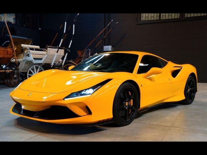 Ferrari F8 Tributo бензин 2025 id-1004875