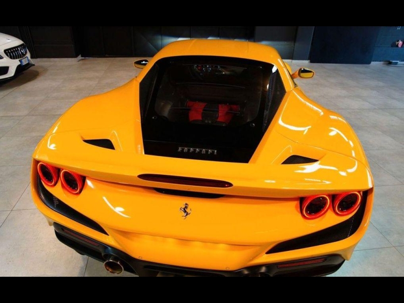 Ferrari F8 Tributo бензин 2025 id-1004875 Купить Ferrari F8 Tributo бензин 2025 id-1004875 в Киеве, Фото №2