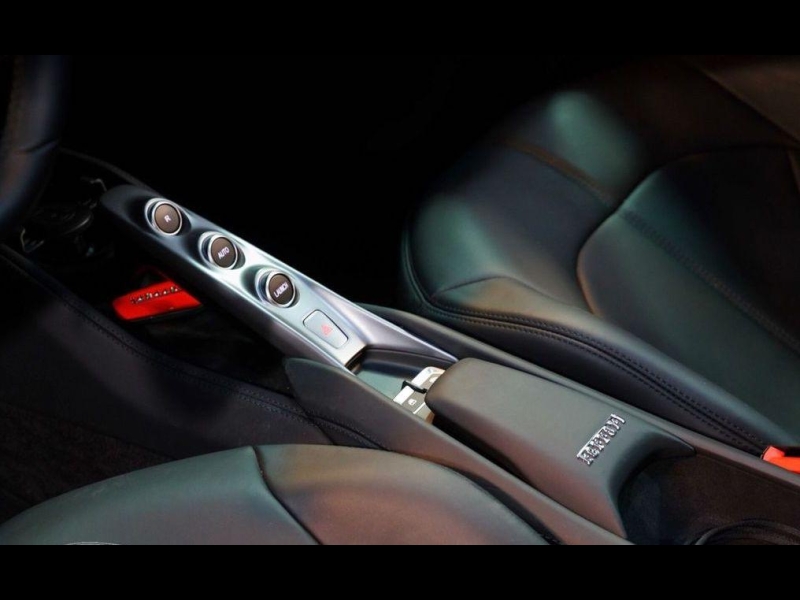 Ferrari F8 Tributo бензин 2025 id-1004875 Купить Ferrari F8 Tributo бензин 2025 id-1004875 в Киеве, Фото №4